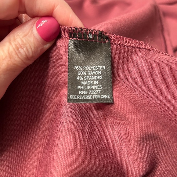 Simply Vera Vera Wang Mauve Peplum Top in XXL, NWT - Picture 8 of 9
